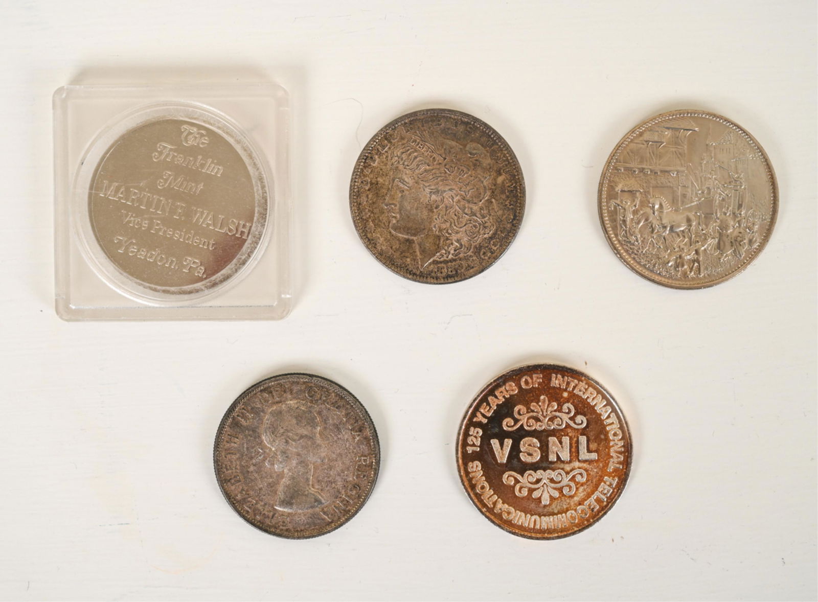 GROUPING OF COINS & TOKENS (1 of 12)