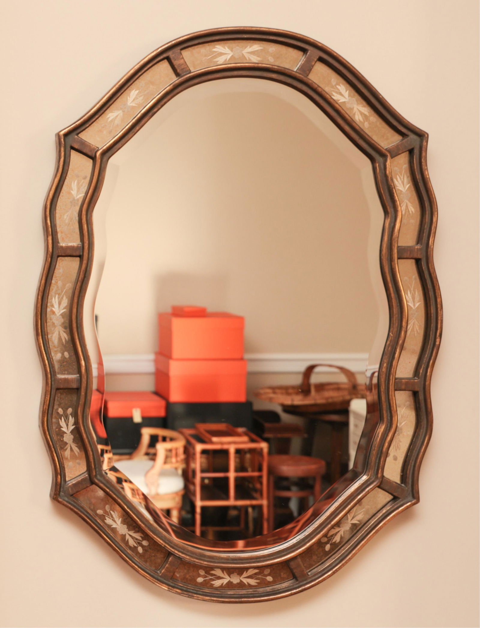 UTTERMOST DEOCRATIVE MIRRORED FRAME MIRROR (1 of 9)