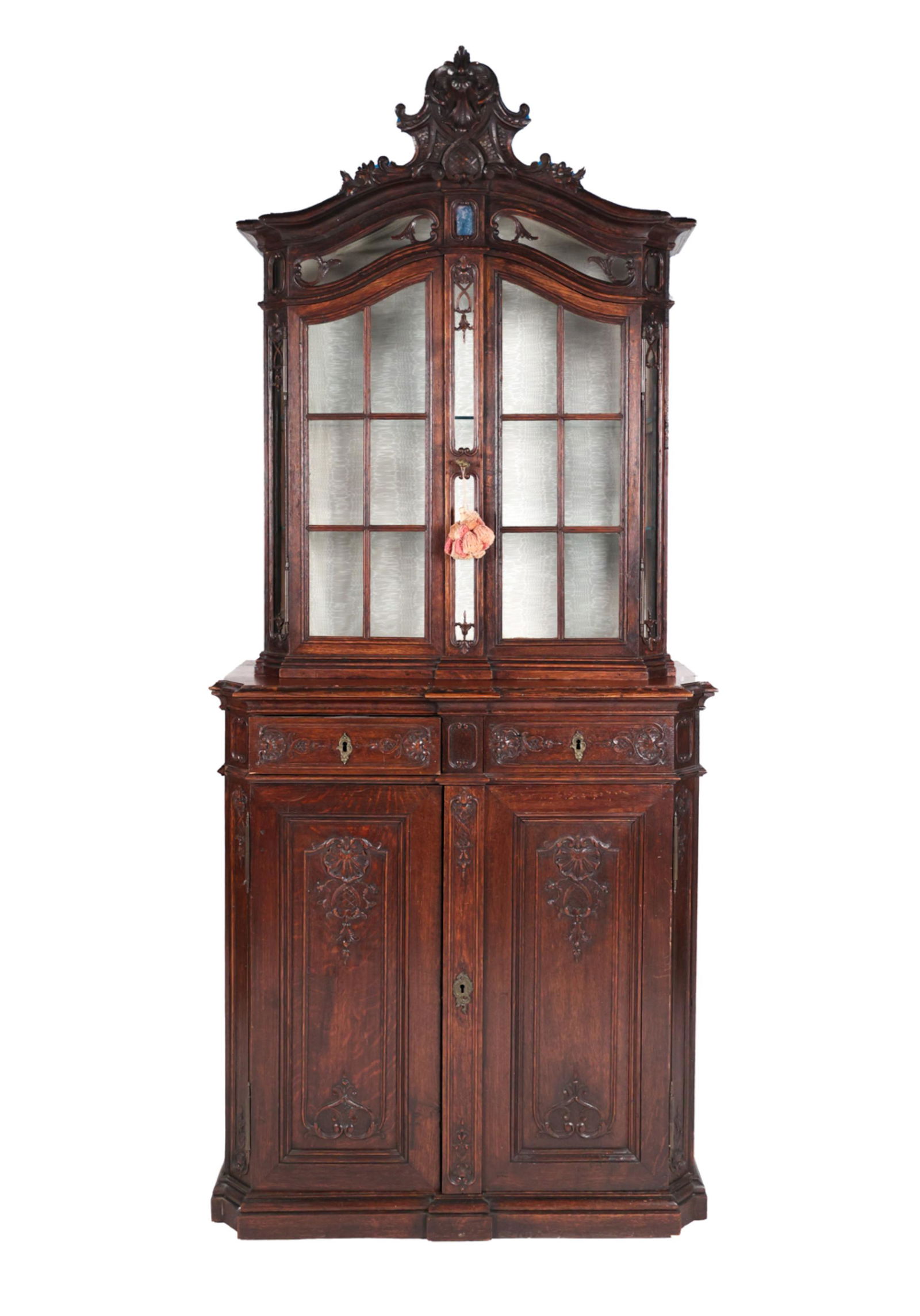 FRENCH 19TH C. STYLE CARVED BOOKCASE CABINET (1 of 20)