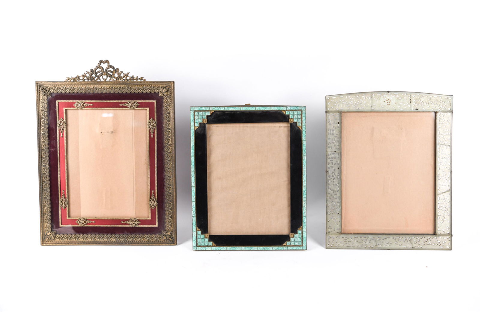 (3) PICTURE FRAME GROUPING INCL. JADE (1 of 20)