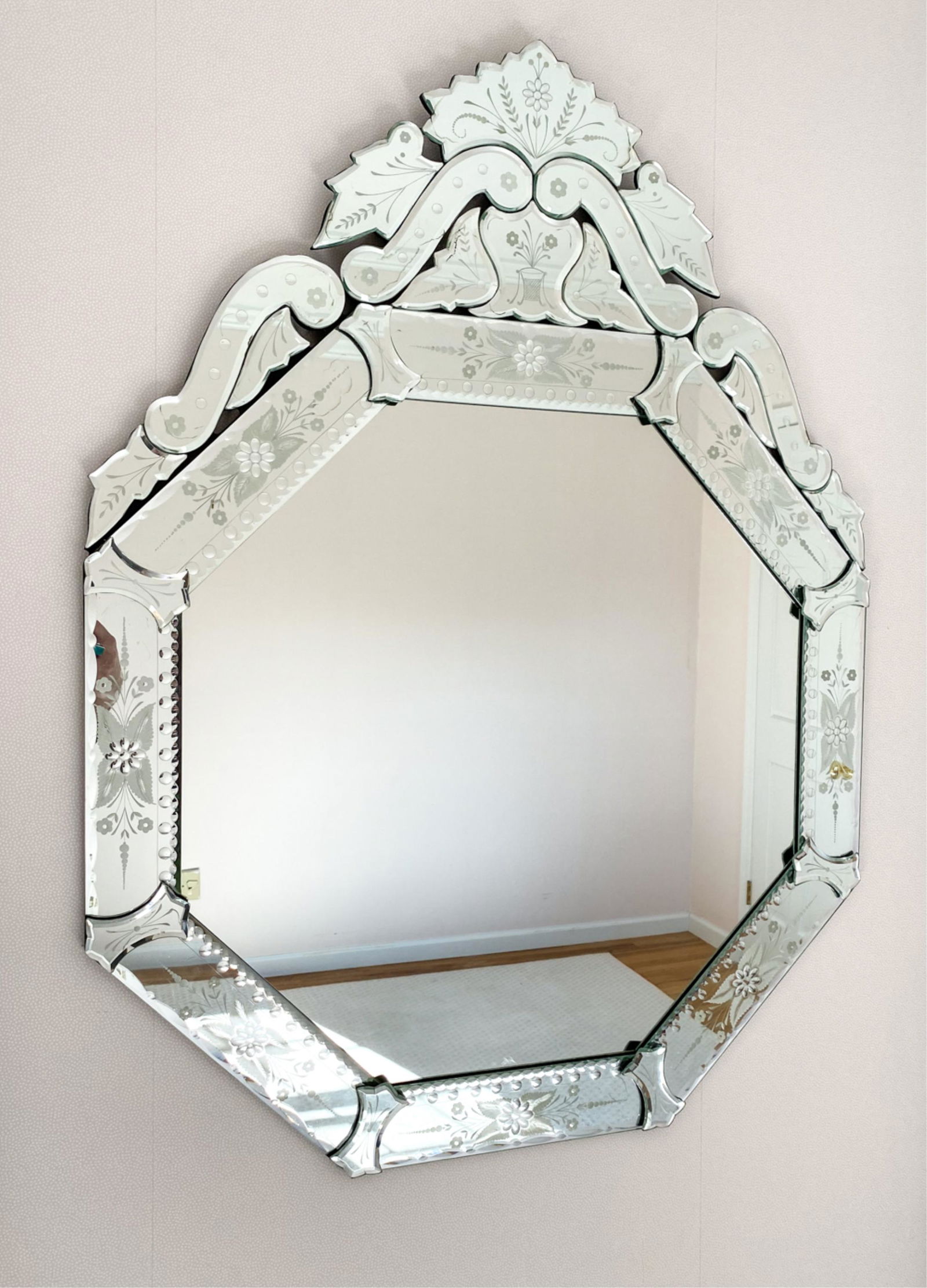 CONTEMPORARY VENETIAN STYLE MIRROR (1 of 11)