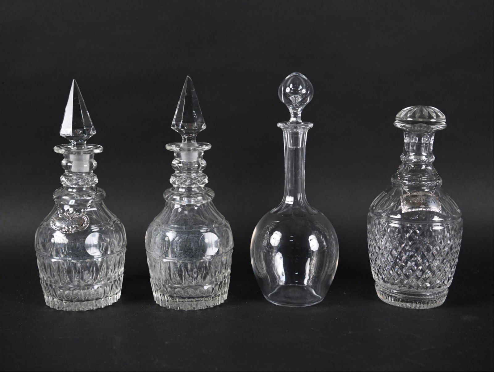 (4) GLASS DECANTER GROUPING INCL. BACCARAT (1 of 17)