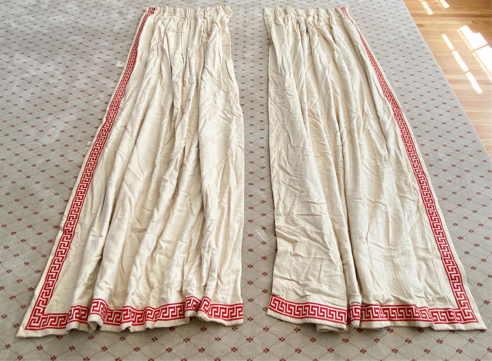 PAIR OF CUSTOM PARISH HADLEY DESIGN DRAPERIES (1 of 7)