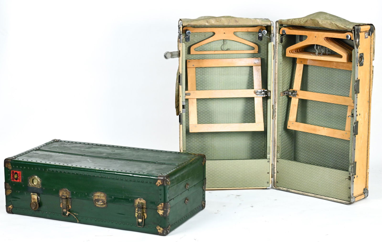 (2) VINTAGE SUITCASE STEAMER TRUNKS (1 of 14)