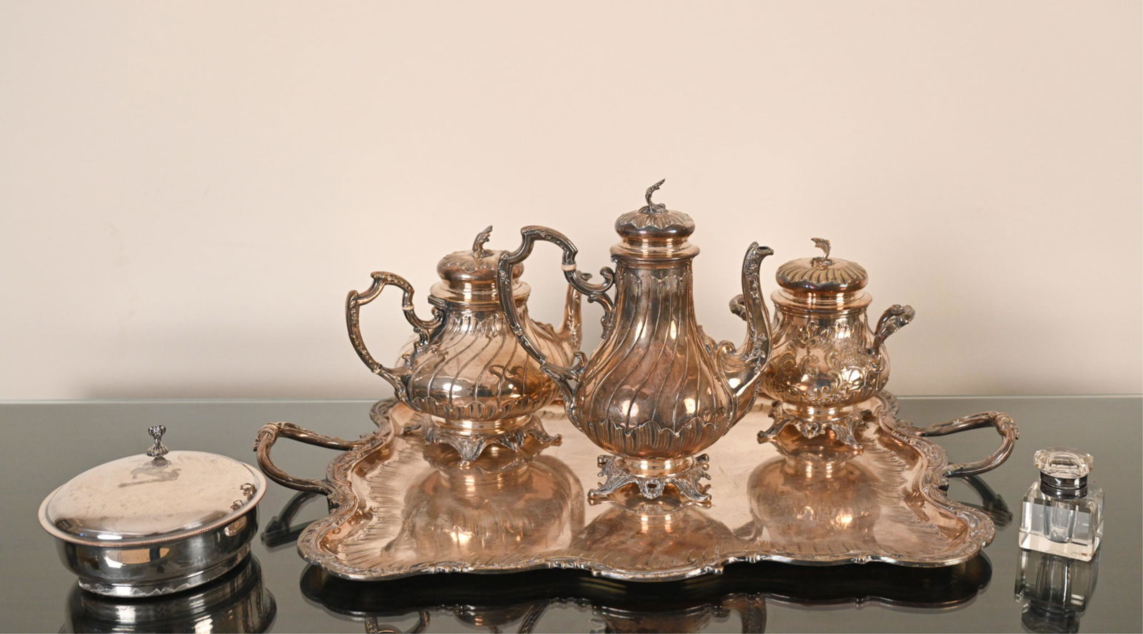 SILVERPLATE GROUPING (1 of 12)