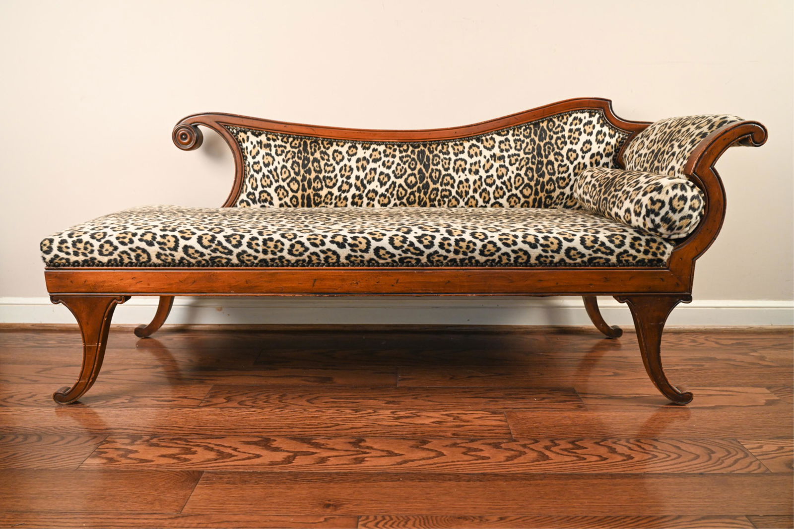 LEOPARD PRINT UPHOLSTERY CHAISE DAYBED (1 of 15)
