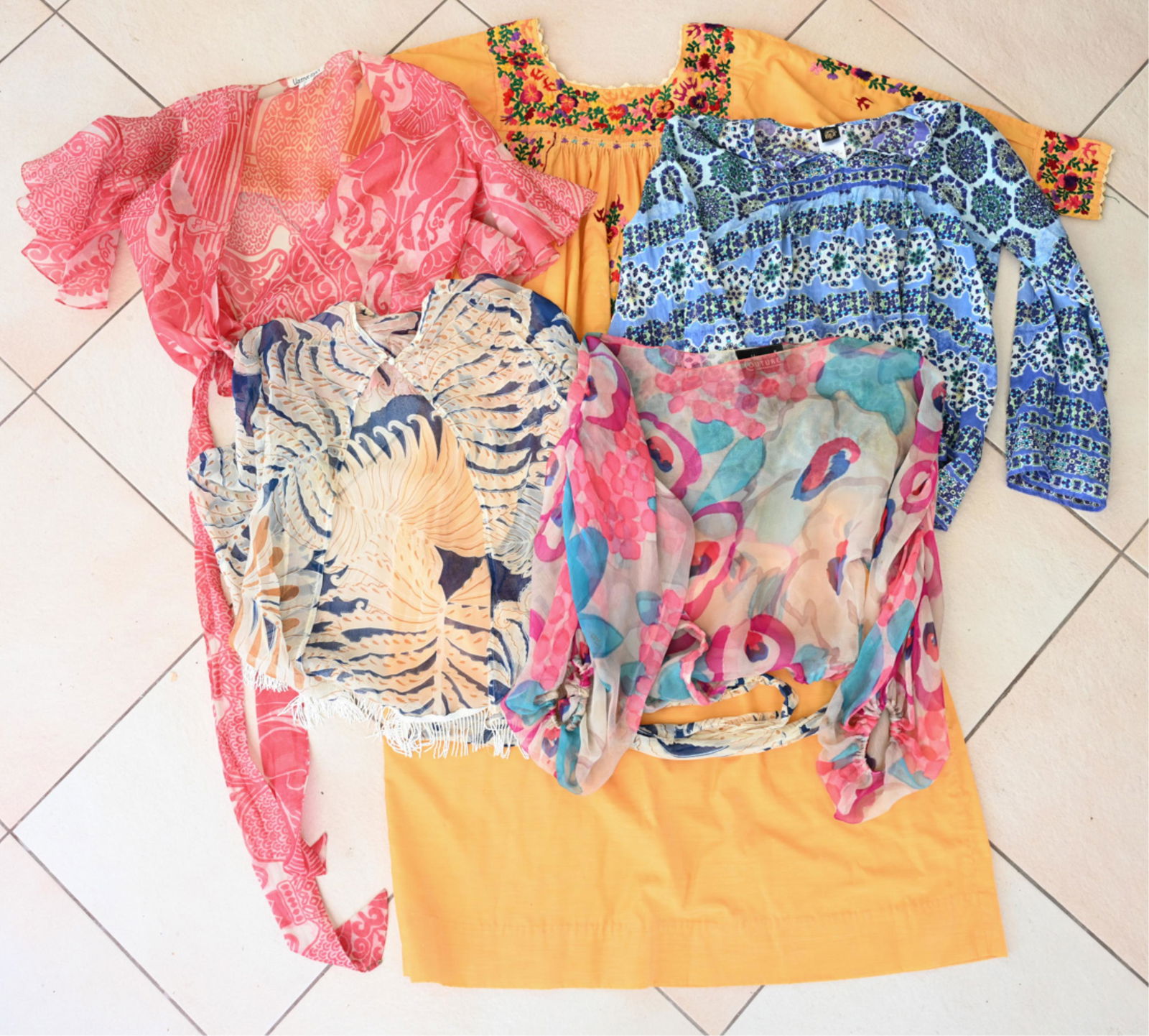 1970'S BOHEMIAN STYLE CLOTHING GROUPING (1 of 10)