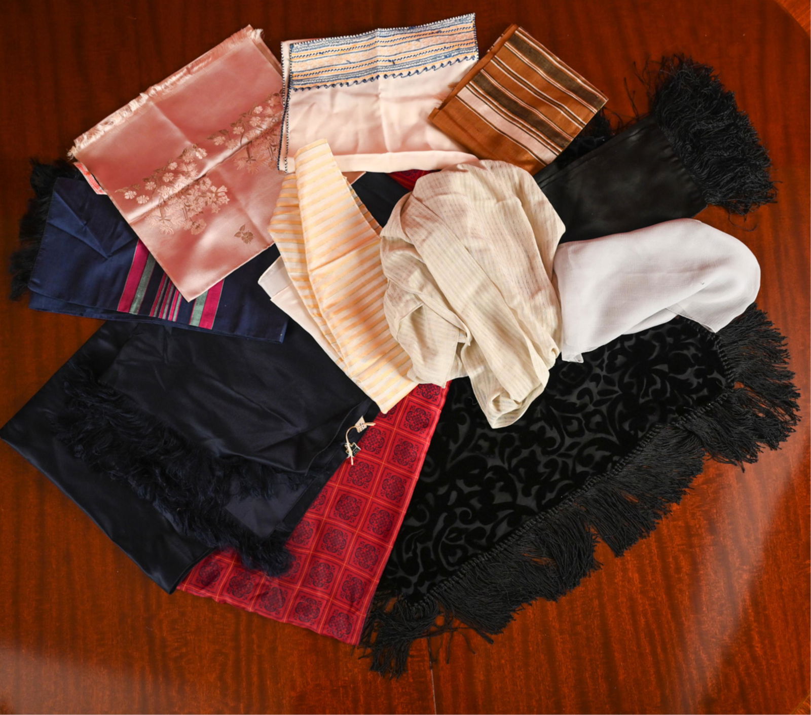 FINE VINTAGE SILK EVENINGWEAR WRAPS & SCARVES (1 of 14)