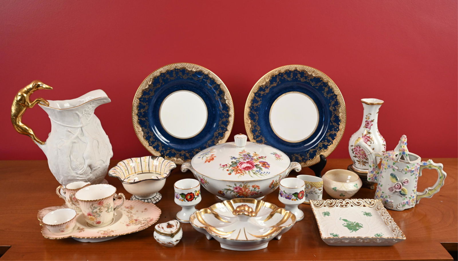 GROUPING OF PORCELAIN (1 of 20)