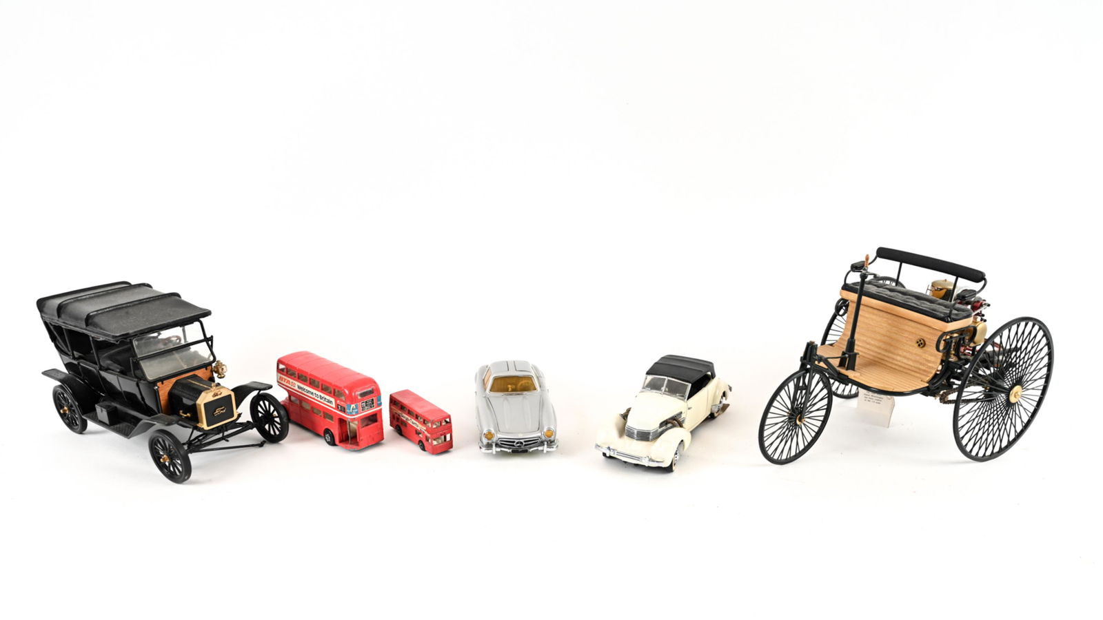 GROUPING OF VINTAGE & CONTEMORARY TOYS (1 of 15)