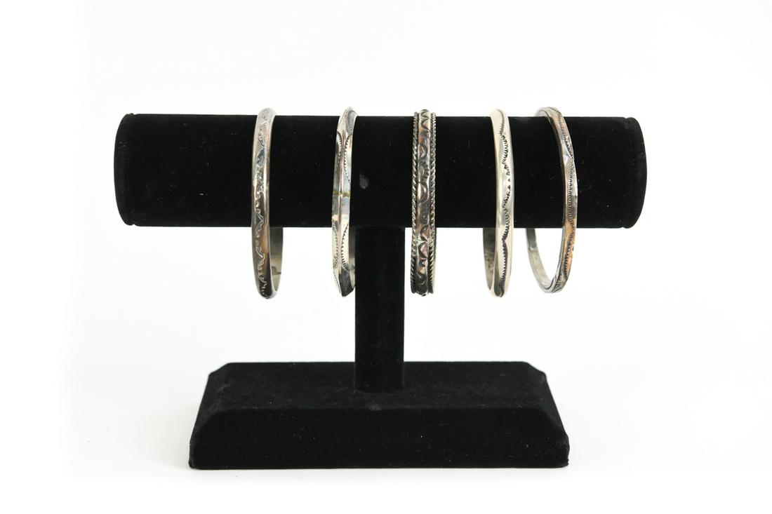 (5) NAVAJO STERLING SILVER BANGLE BRACELETS (1 of 9)