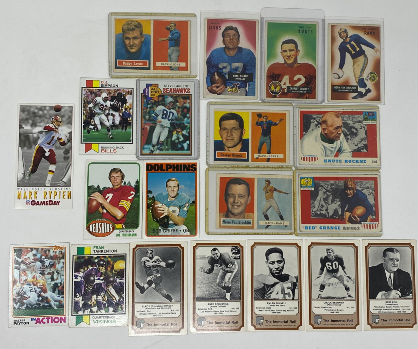 COLLECTION OF VINTAGE FOOTBALL CARDS (1 of 8)
