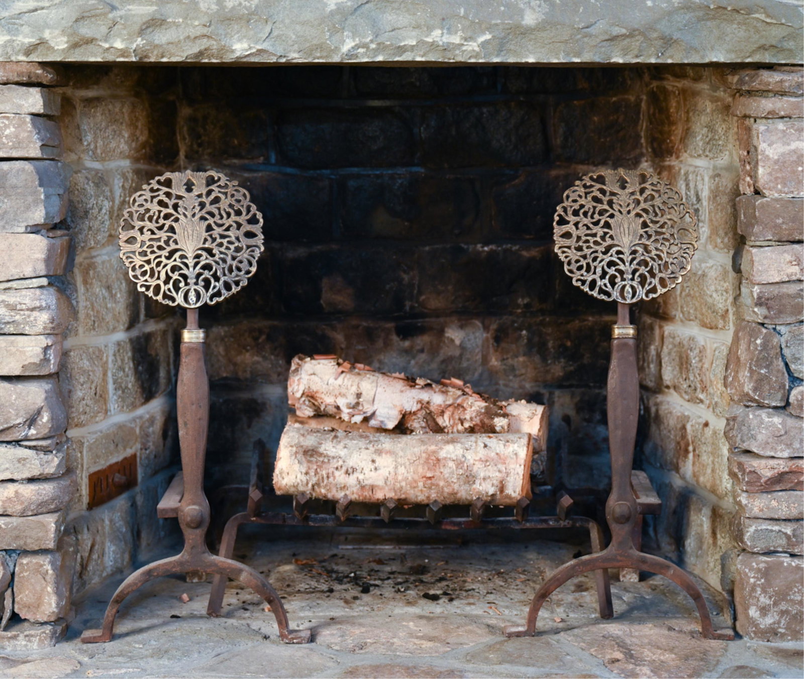 PAIR WROUGHT IRON AND BRASS ARTS & CRAFTS ANDIRONS (1 of 20)