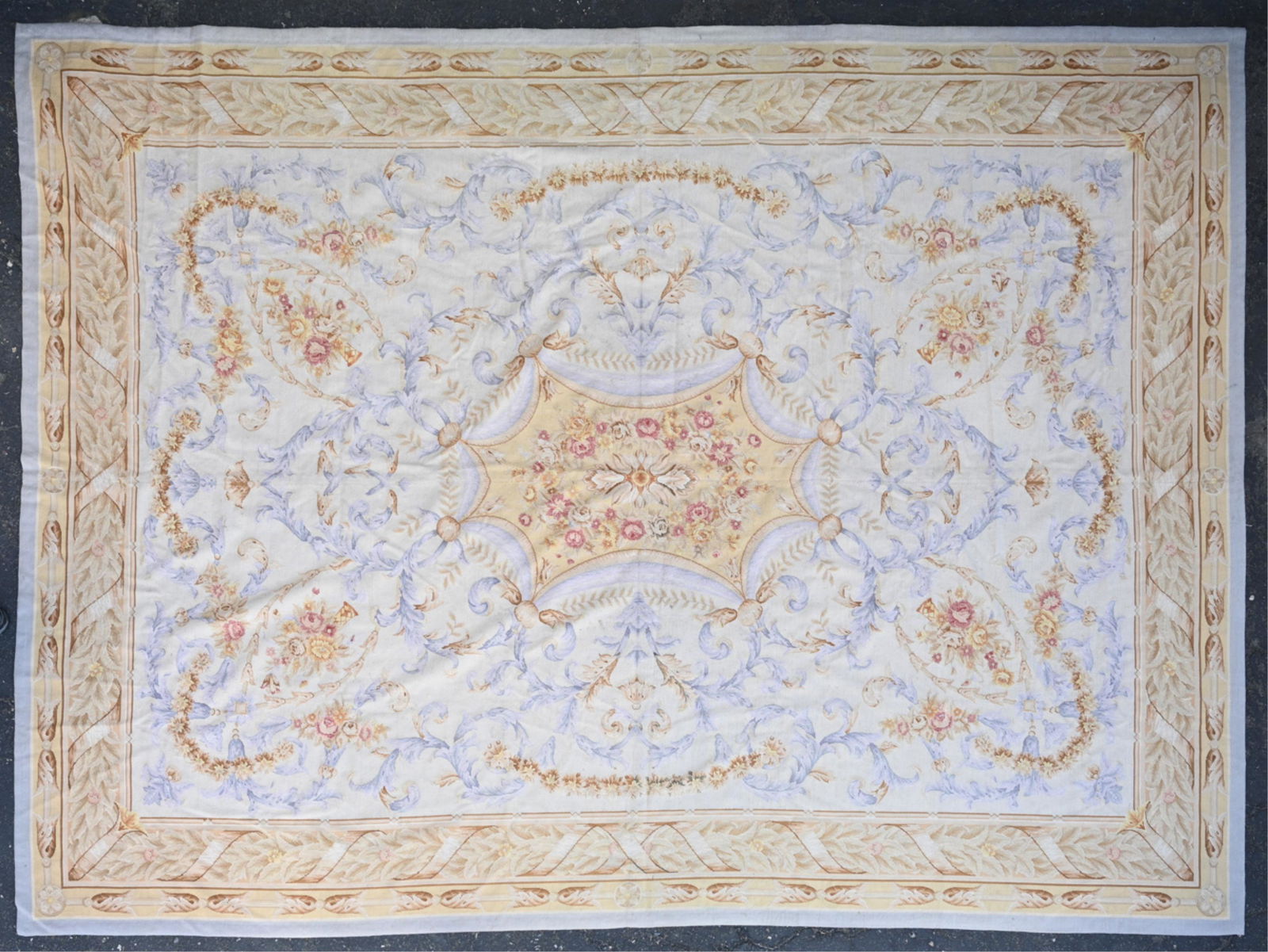 AUBUSSON STYLE AREA RUG (1 of 13)