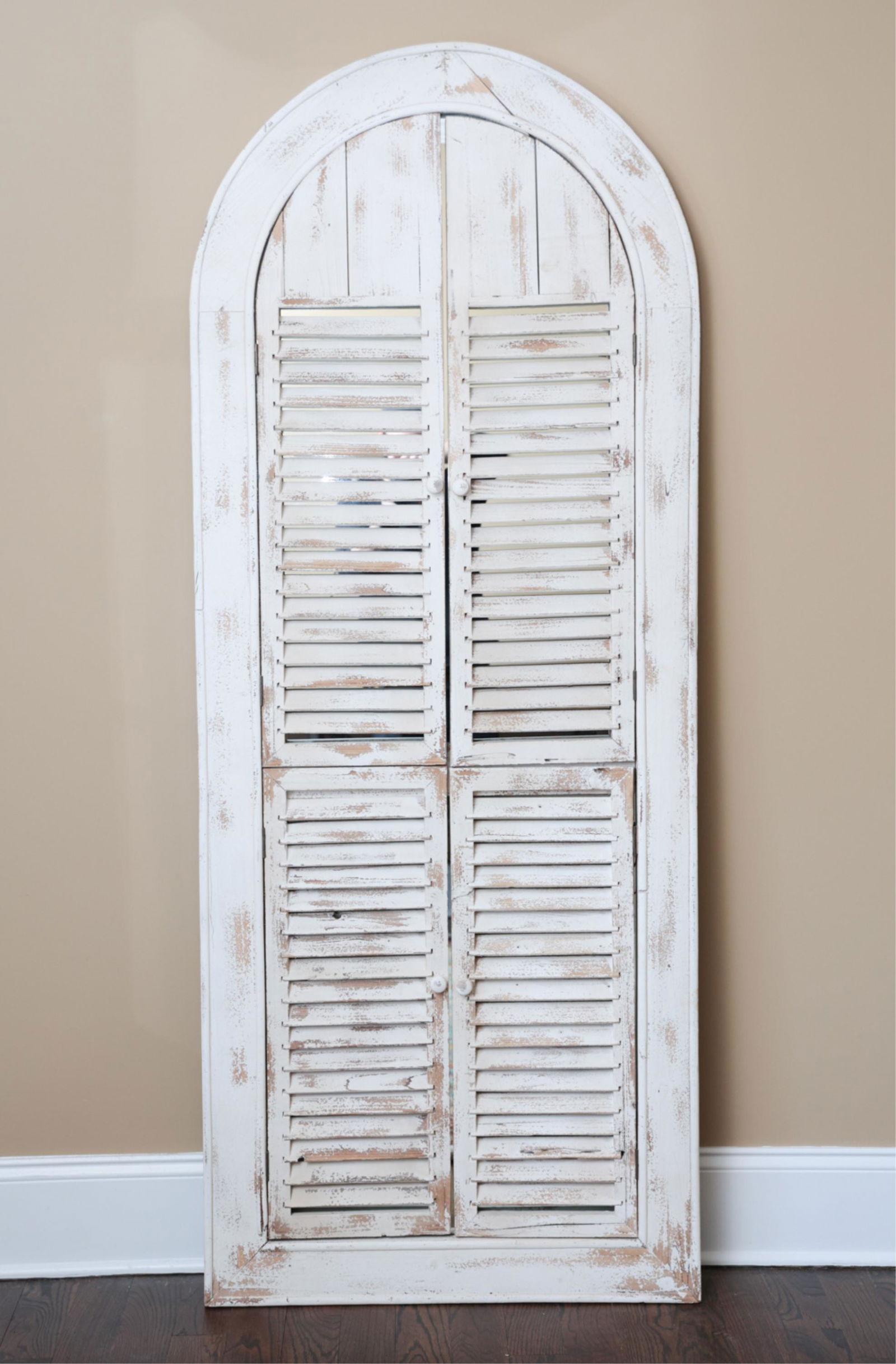 SHABBY CHIC ARCH SHUTTER MIRROR (1 of 12)