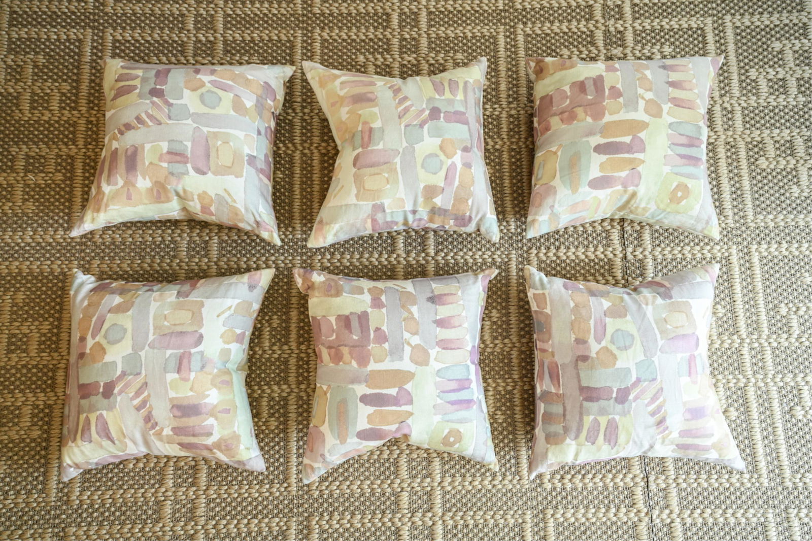 (6) DECORATIVE THROW PILLOWS (1 of 7)