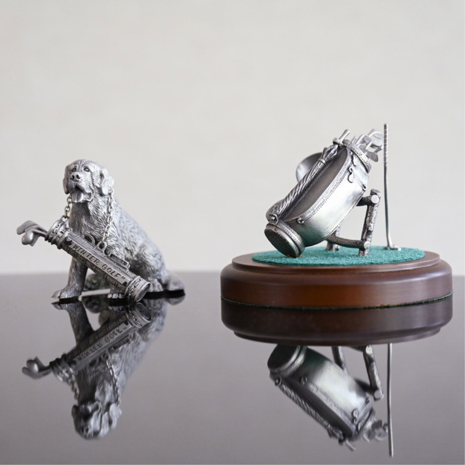 (2) ENGLISH PEWTER GOLF DECORATIVE SCULPTURES (1 of 9)