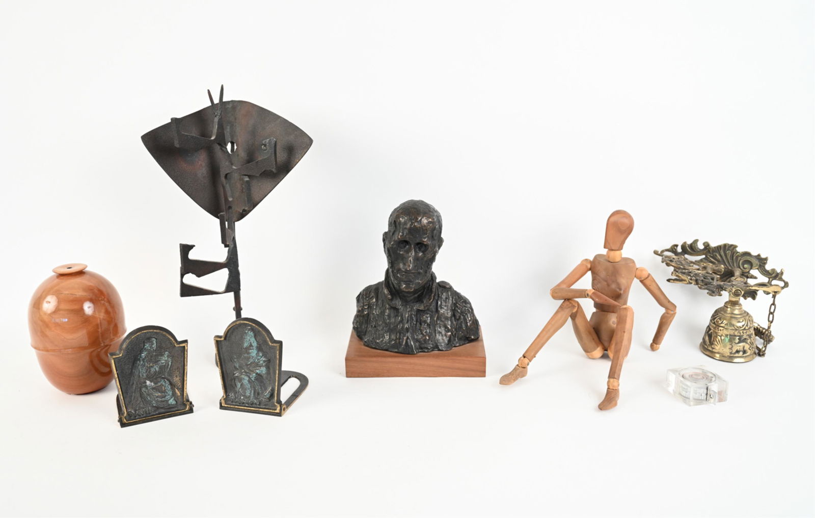 DECORATIVE GROUPING (1 of 20)