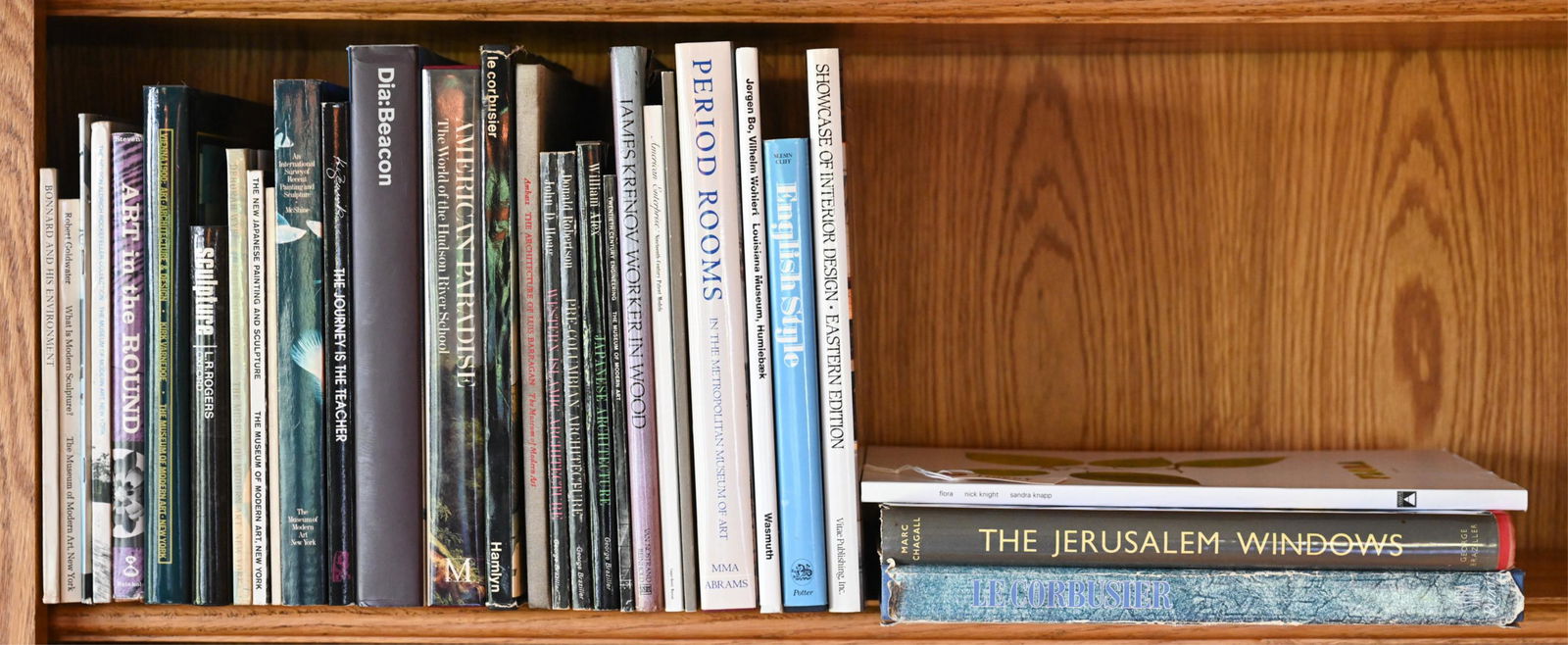 GROUPING OF SCULPTURAL AND ARCHITECTURE BOOKS (1 of 8)