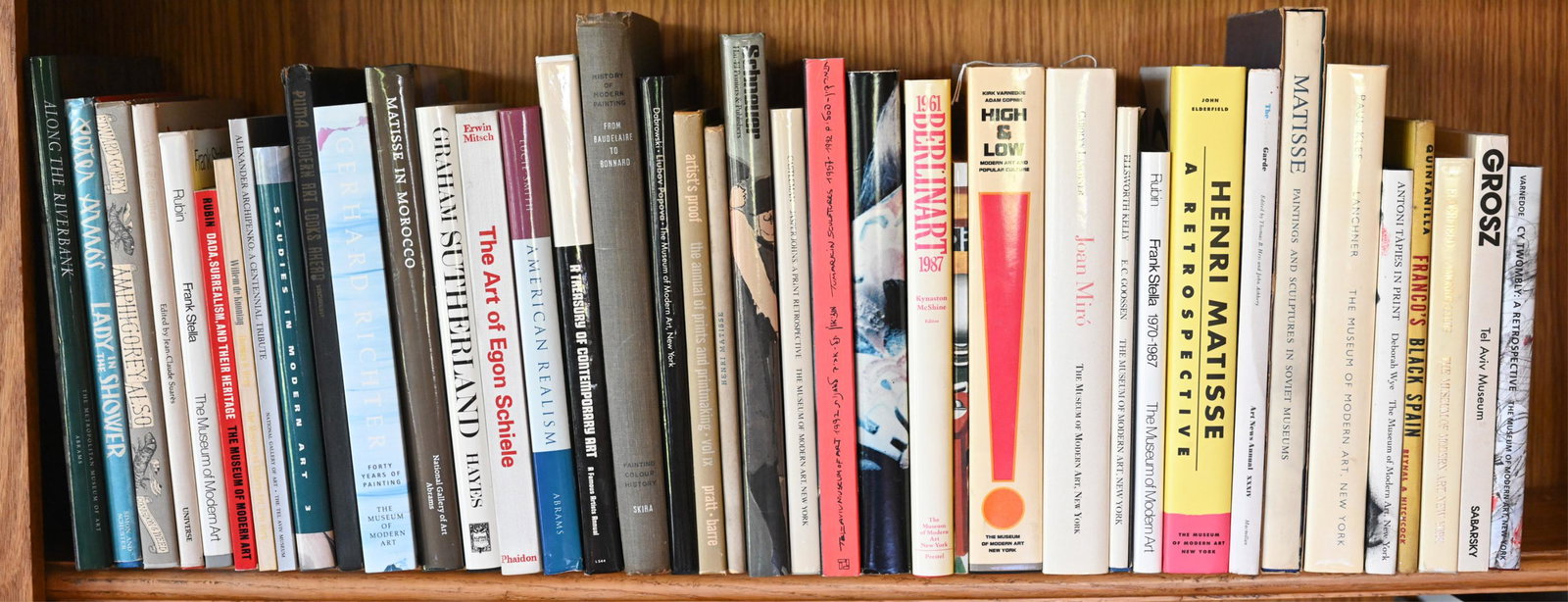 GROUPING OF MODERN ART BOOKS (1 of 7)