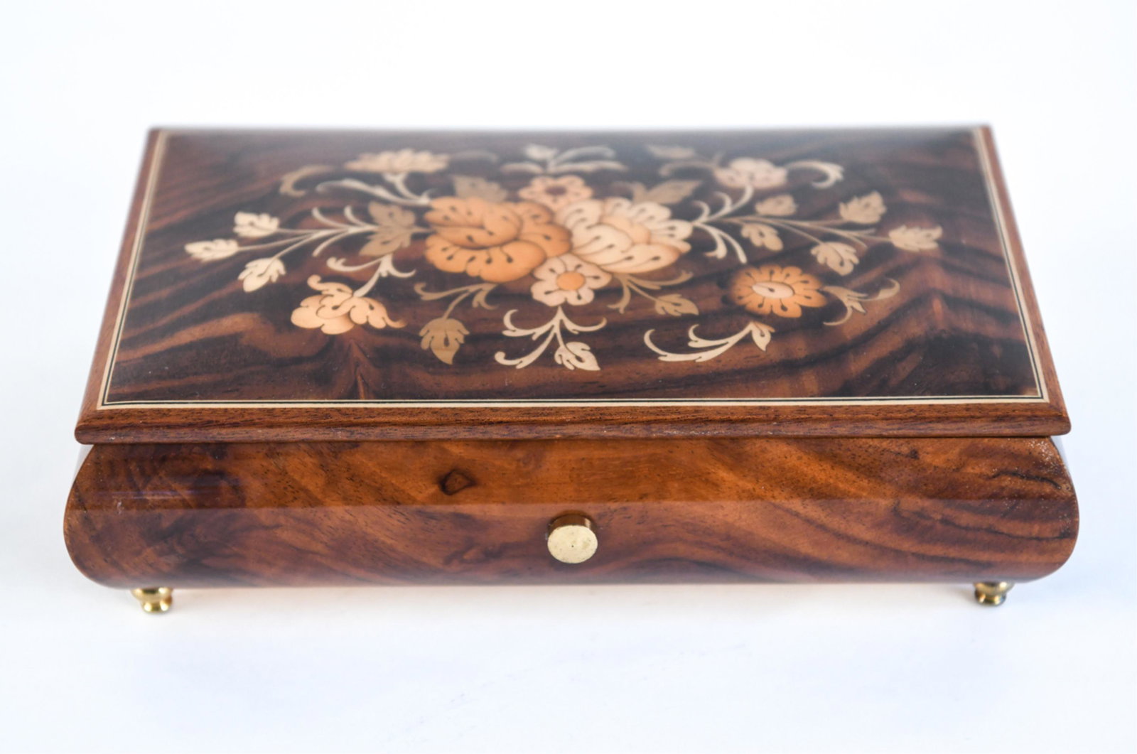 INLAID REUGE SWISS MUSIC BOX: Marked inside: Reuge, 42500. Dimensions: H 3" x W 9.75" x D 5.75" Condition: Slight wear to one back edge.