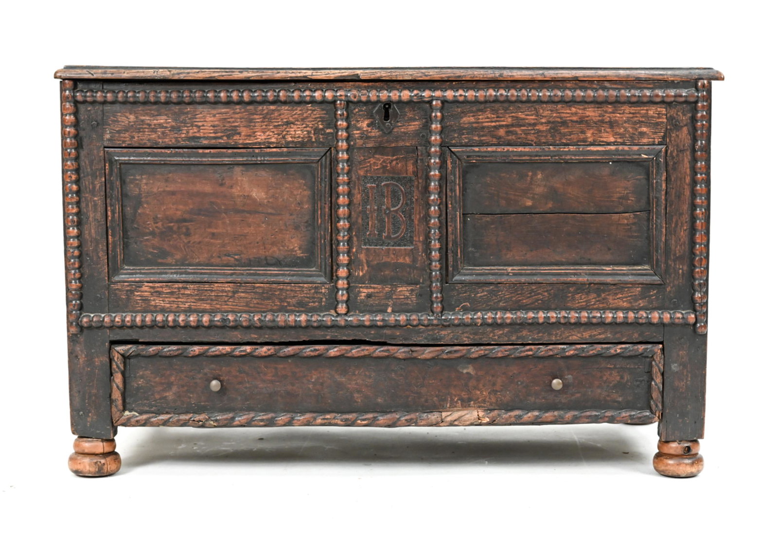 17TH C. PILGRIM CENTURY AMERICAN CHEST (1 of 20)