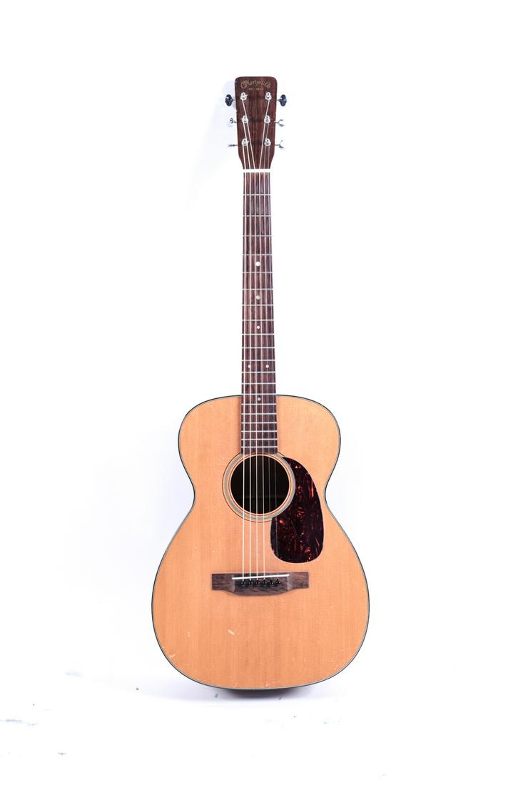 MARTIN & CO. 1961 MODEL O-18 ACOUSTIC GUITAR (1 of 20)