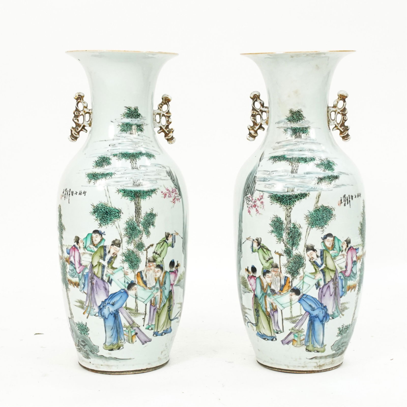 PAIR LARGE CHINESE QING DYNASTY FAMILLE VERT VASES (1 of 15)