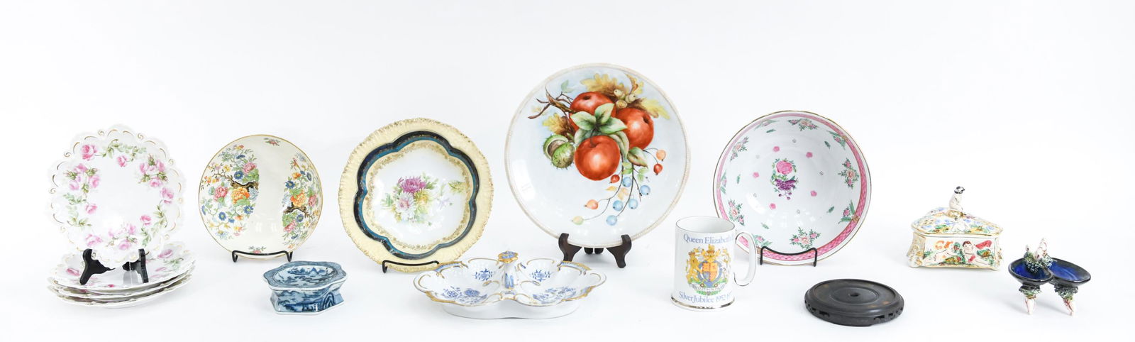 GROUP OF 19TH/20TH C. PORCELAIN INCL. MAJOLICA (1 of 20)