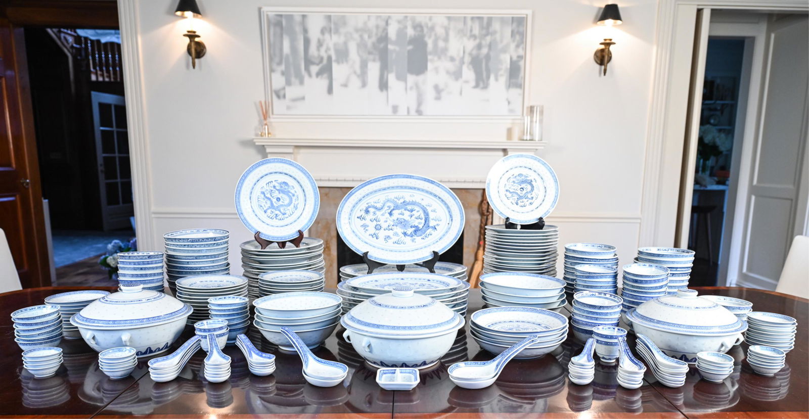 (244) CHINESE BLUE & WHITE RICE PORCELAIN SERVICE (1 of 20)