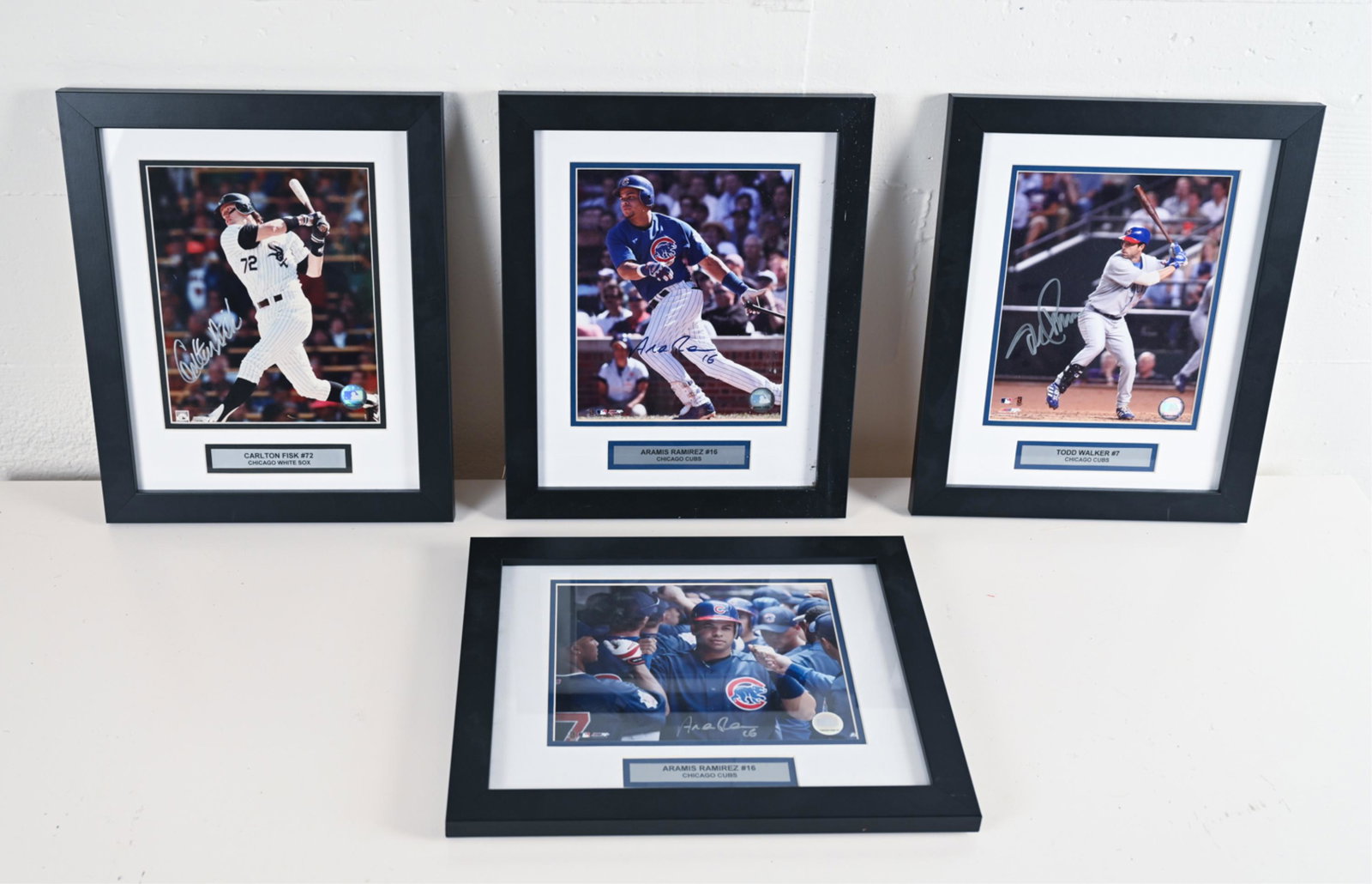 (4) AUTOGRAPHED SPORTS PHOTOS FISK, WALKER (1 of 17)