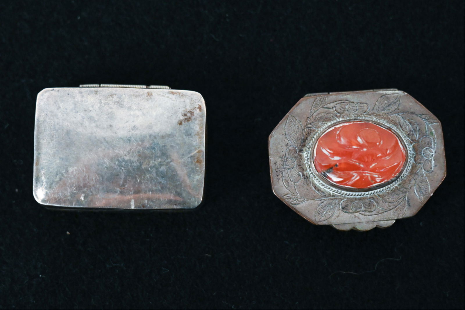 (2) ANTIQUE PILL BOXES INCL SILVER (1 of 5)