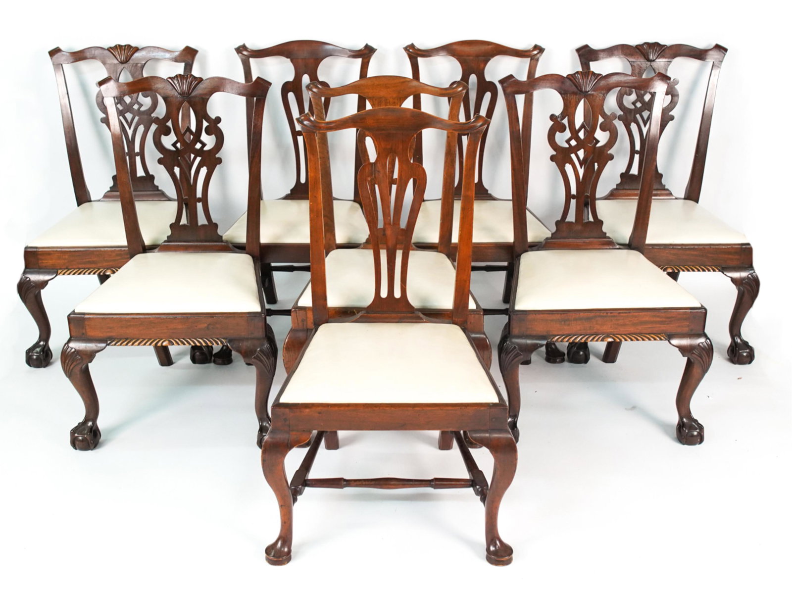 (8) MAHOGANY CHIPPENDALE STYLE DINING CHAIRS (1 of 11)