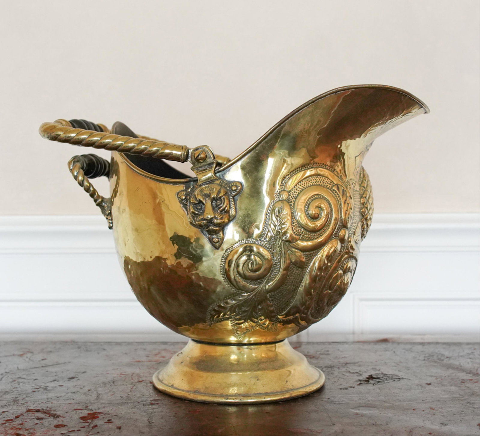 ELABORATE 19TH C. REPOUSSE BRASS COAL SCUTTLE (1 of 13)
