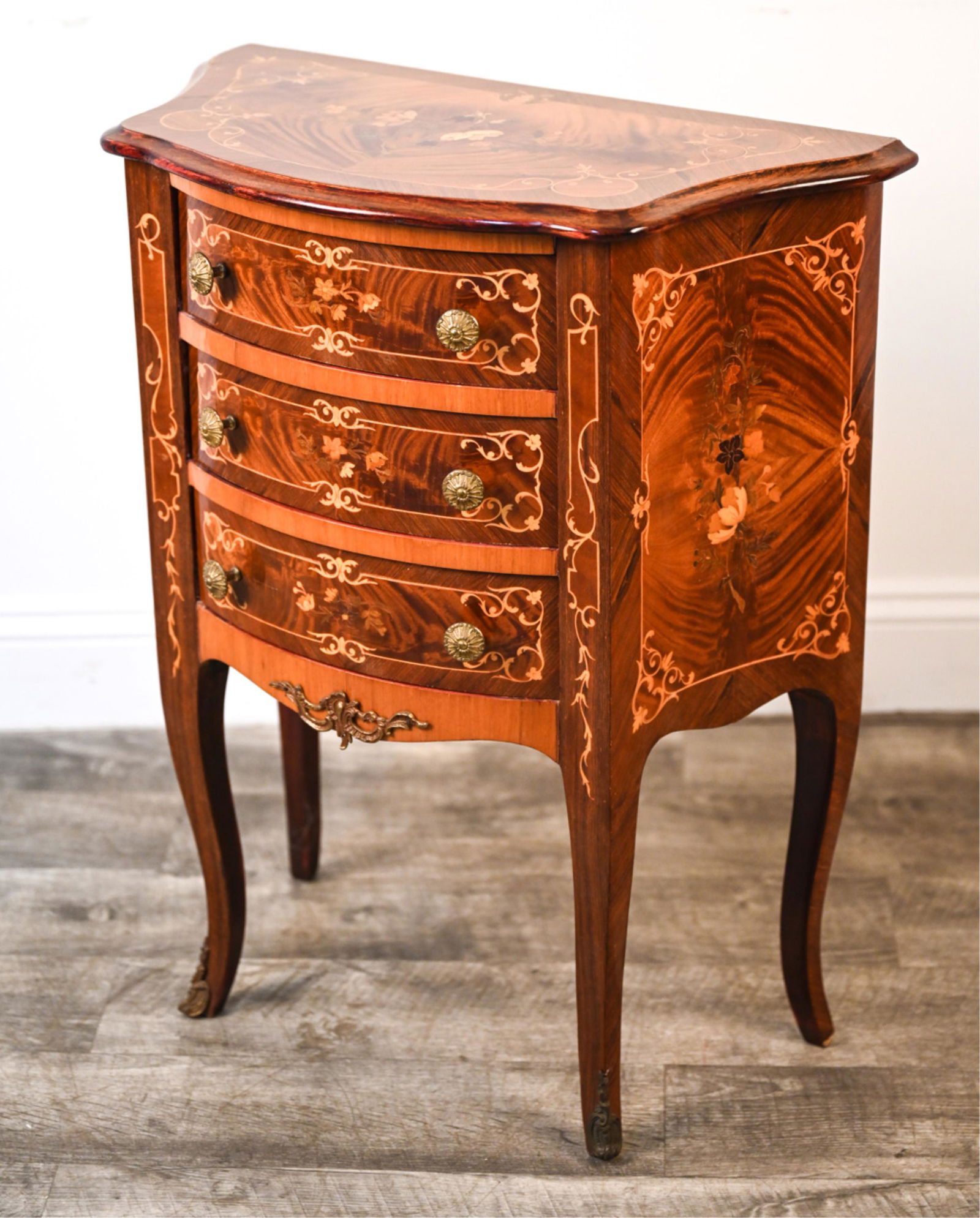 FRENCH STYLE COMMODE (1 of 16)