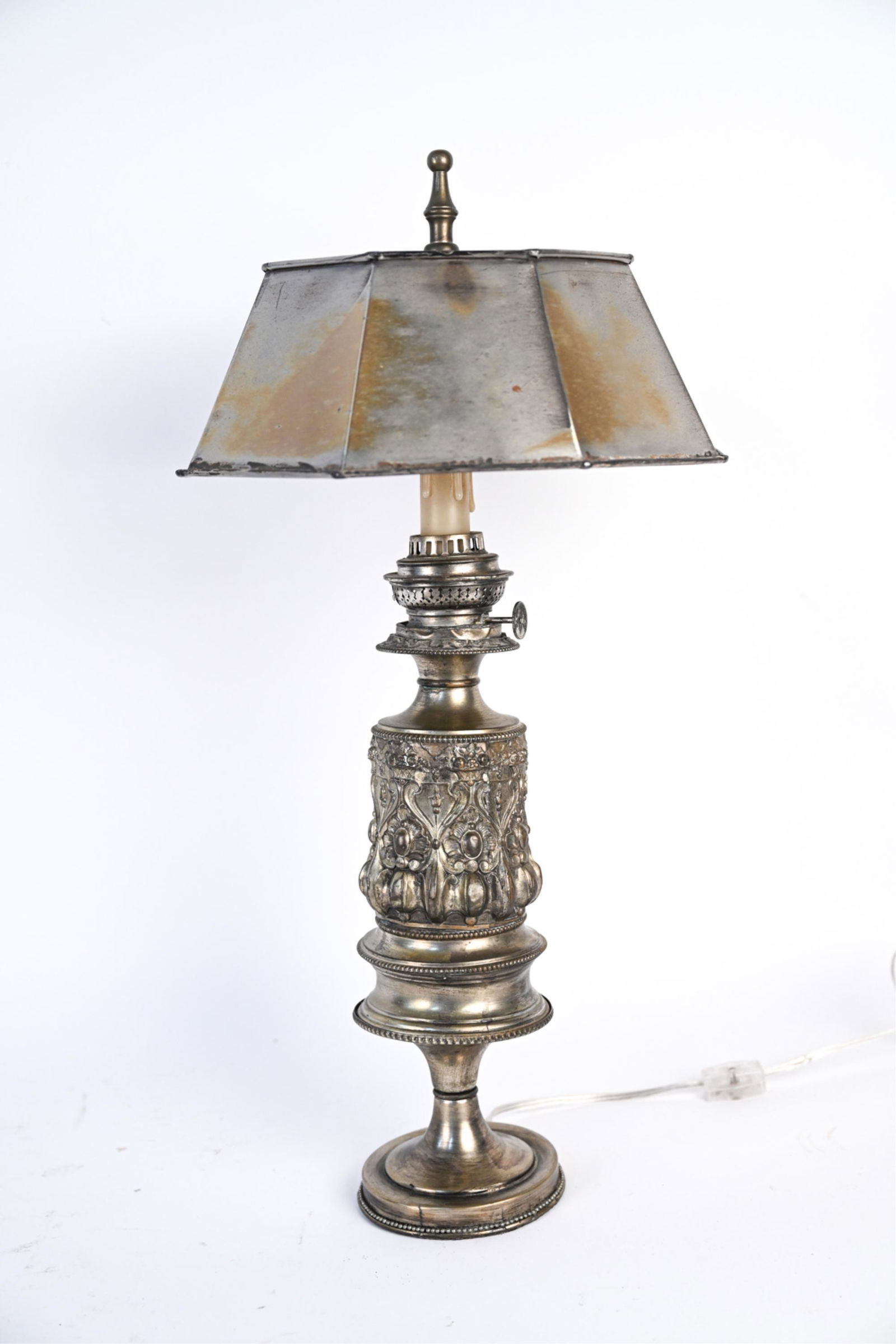 ANTIQUE REPOUSSE ELECTRIFIED OIL LAMP (1 of 15)