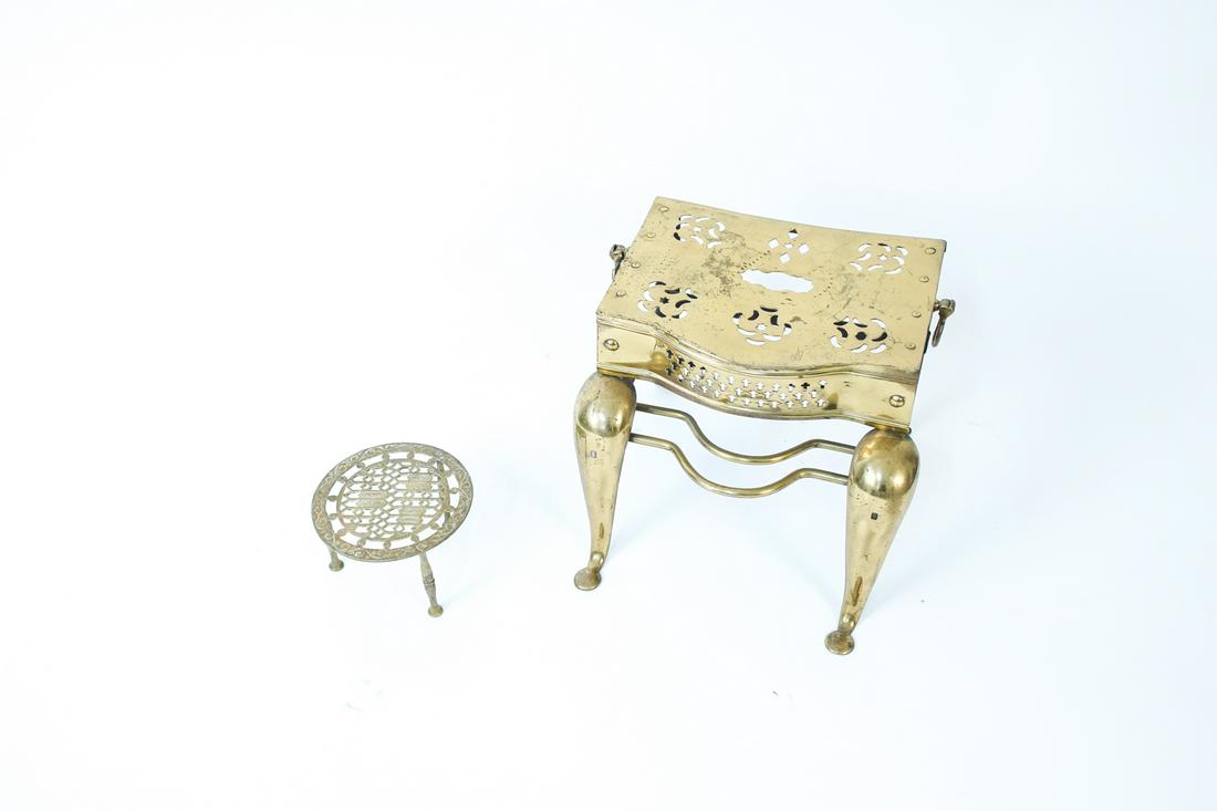 (2) PIERCED BRASS FIREPLACE TRIVETS (1 of 14)