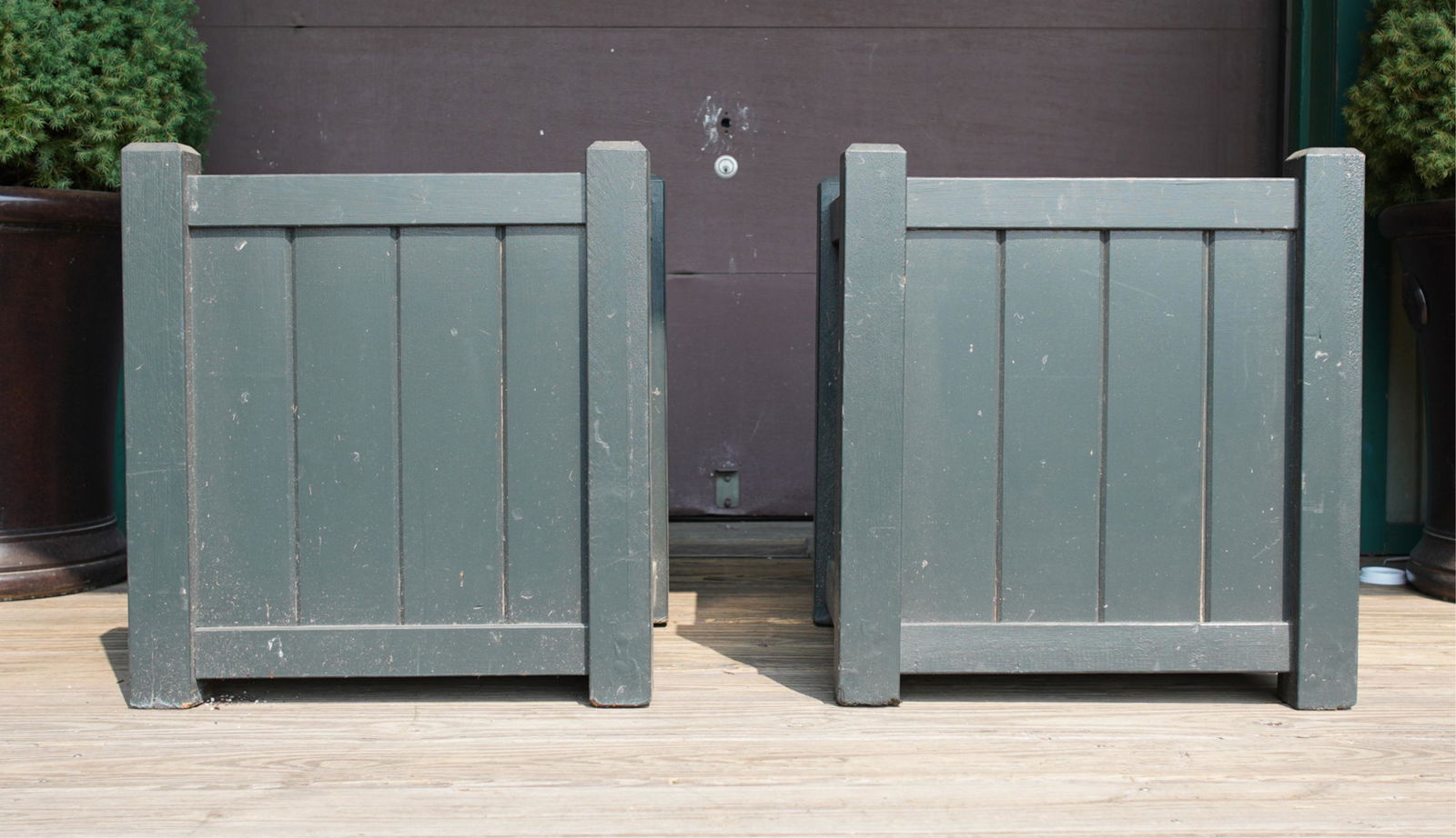 PAIR OF LARGE PAINTED WOOD OUTDOOR PLANTERS (1 of 10)