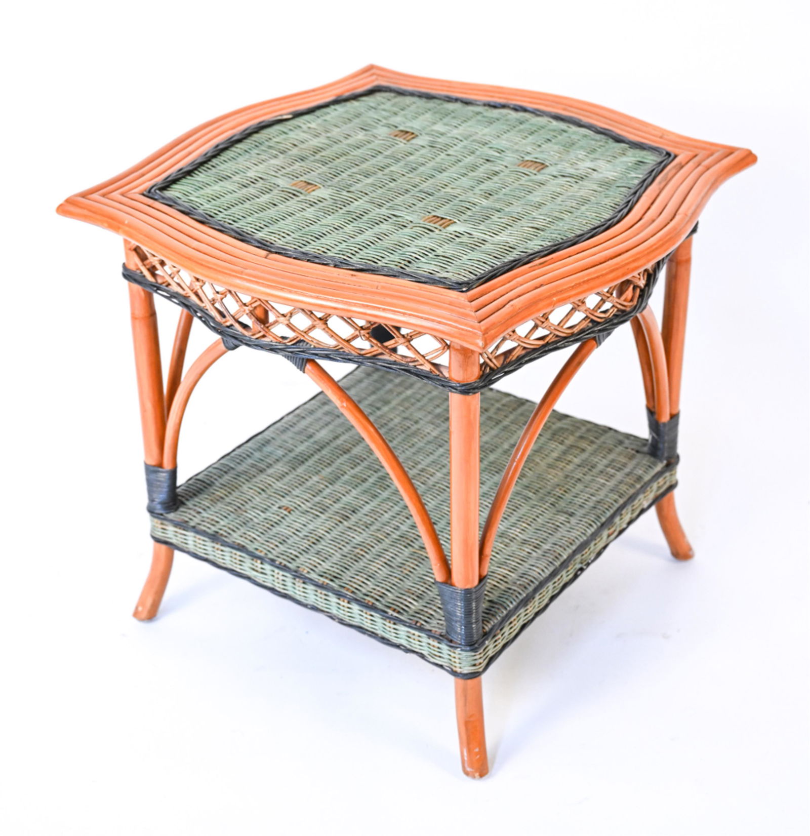 VINTAGE RATTAN & WICKER SIDE TABLE (1 of 16)