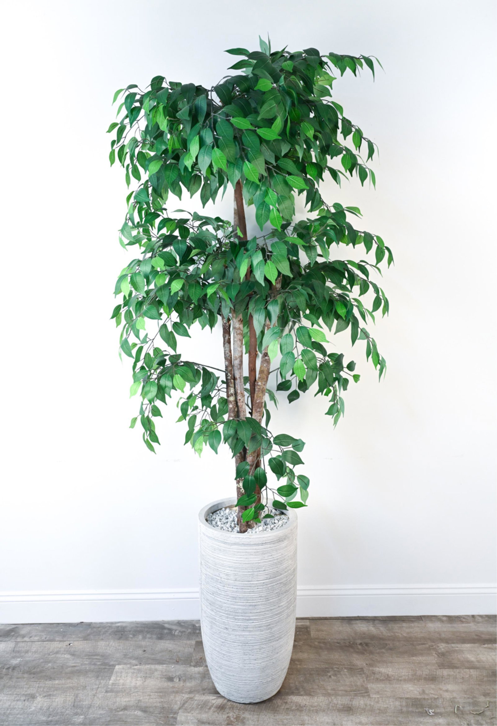 LARGE DECORATIVE FAUX PLANT (1 of 9)