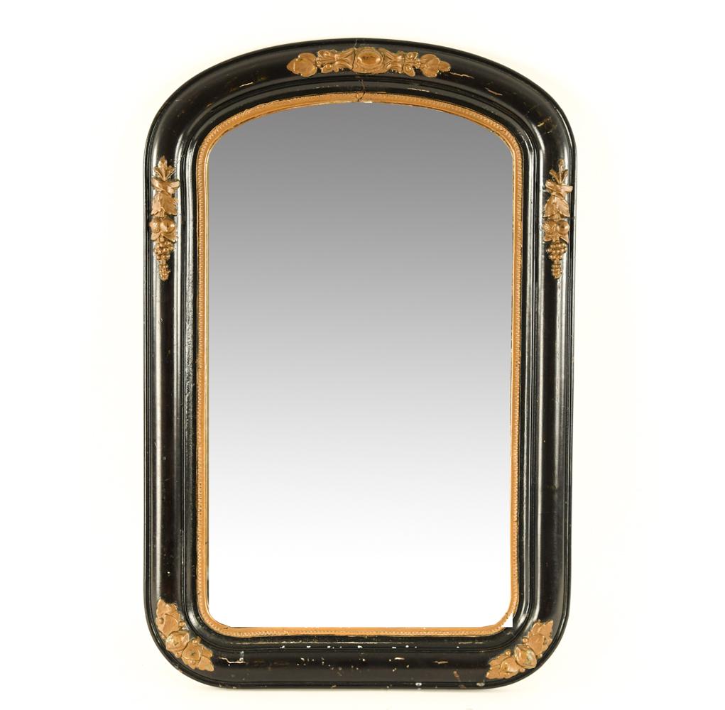 ANTIQUE DECORATIVE MIRROR (1 of 7)