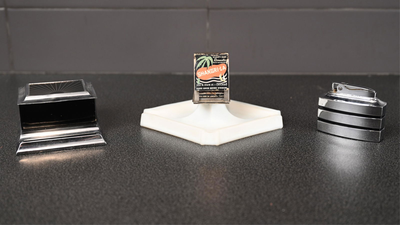 GROUPING OF ART DECO SMOKING ACCESSORIES (1 of 17)