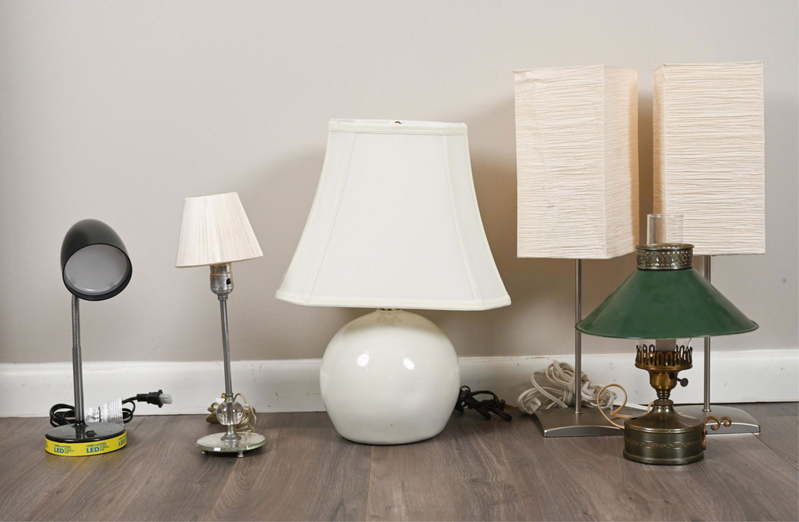 GROUPING OF TABLE LAMPS (1 of 8)