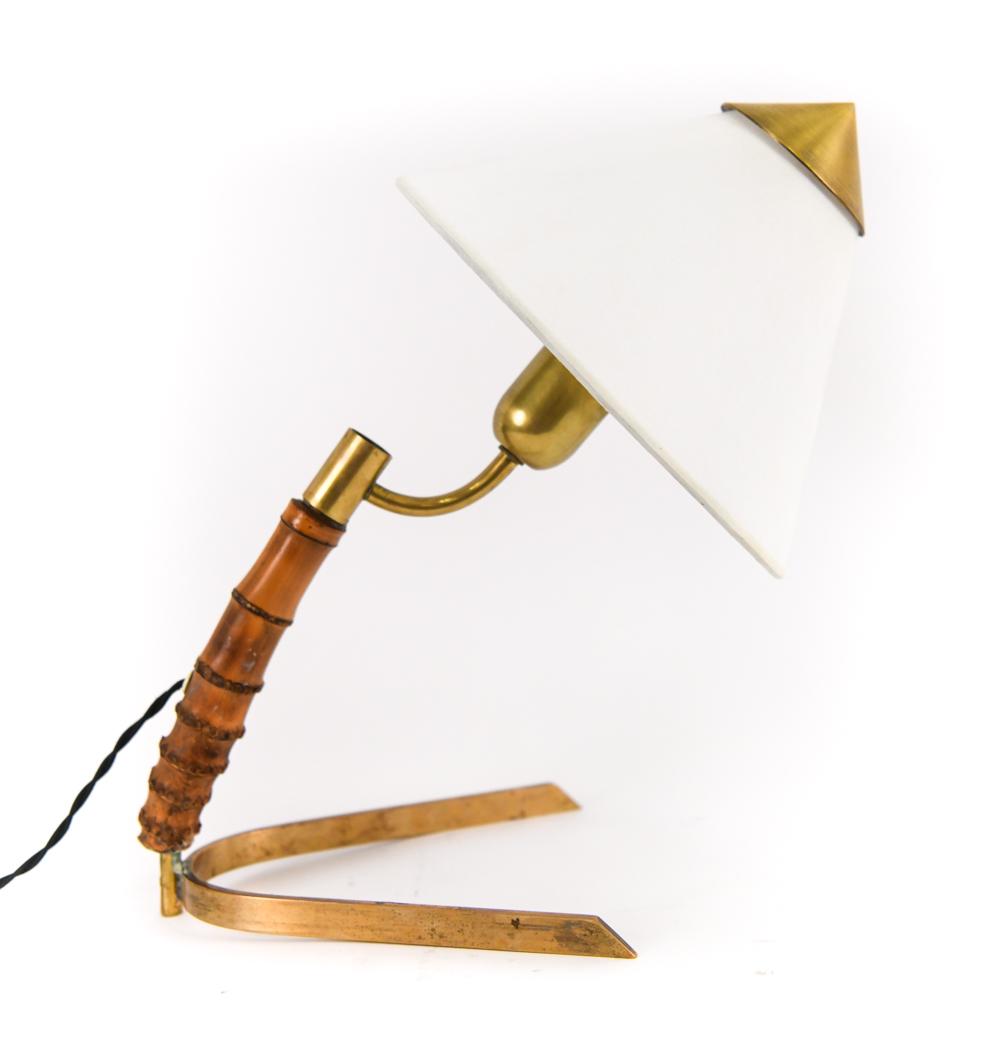 VINTAGE MID-CENTURY BOOMERANG BASE TABLE LAMP (1 of 13)