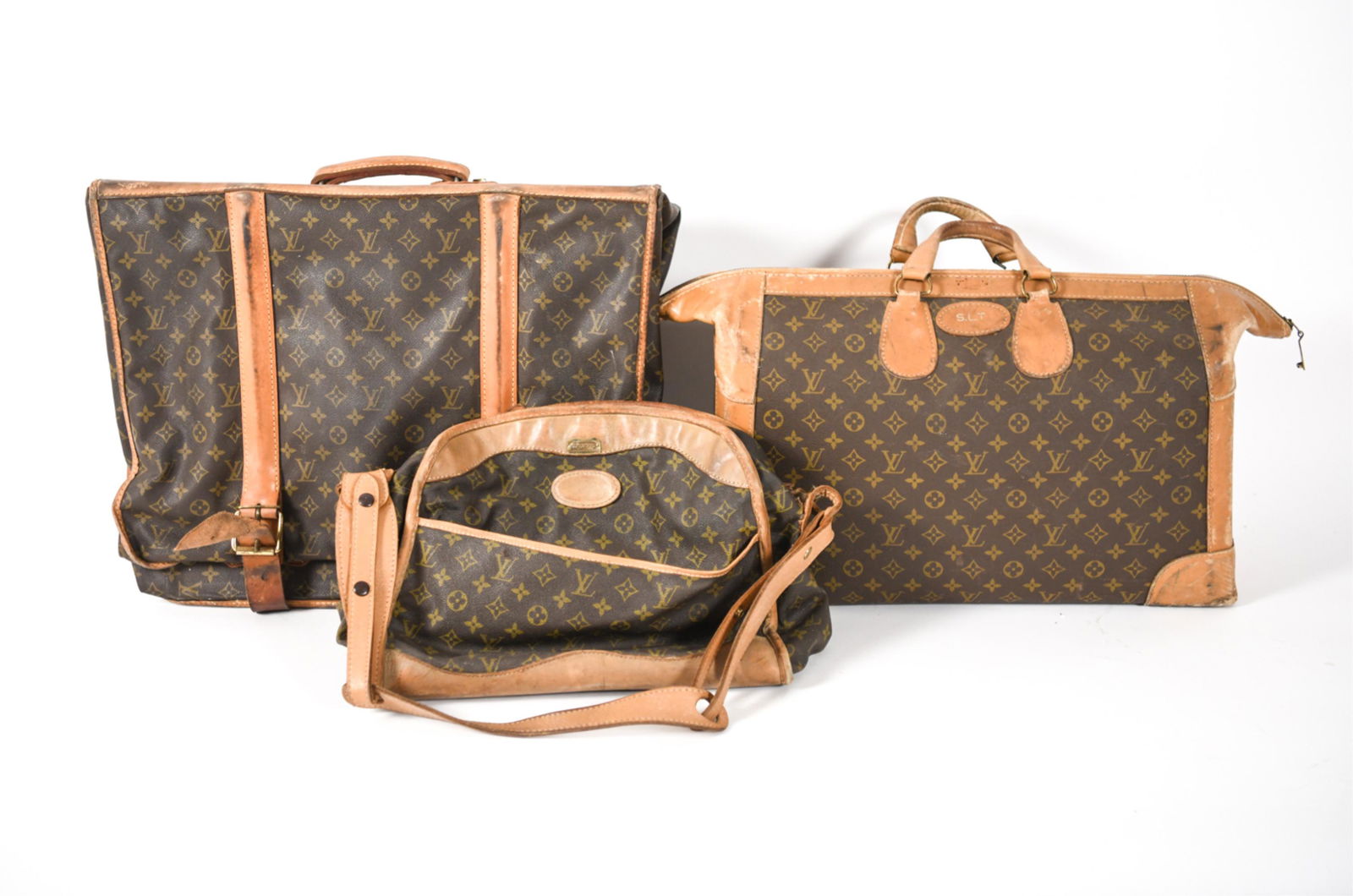 (3) RARE 1960'S LOUIS VUITTON BAGS FOR RESTORATION (1 of 20)