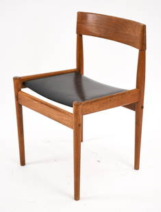 GRETE JALK P. JEPPESEN DANISH MODERN SIDE CHAIR: Teak side chair/dining chair Model PJ-3-2 designed by Grete Jalk. Produced by P. Jeppesen in Demark. Teak and black naugahyde. Marked under. Dimensions: H 29.25" x W 19.75" x D 17.5" x SH 17.25" Condi