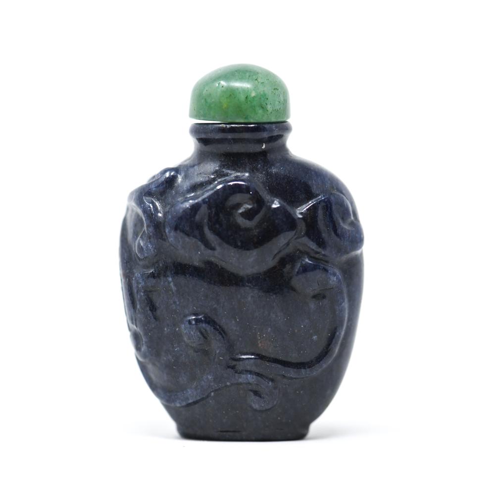 CHINESE CARVED LAPIS LAZULI SNUFF BOTTLE (1 of 9)
