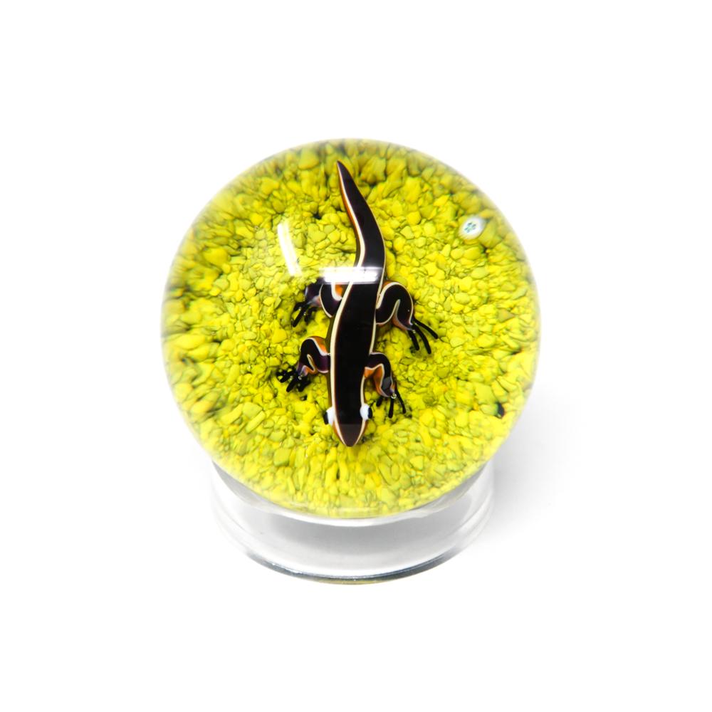 BACCARAT 1972 CRYSTAL LIZARD PAPERWEIGHT (1 of 7)