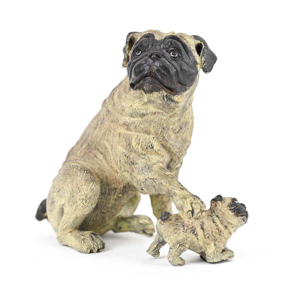 COLD PAINTED BRASS PUG & PUPPY PAPERWEIGHT (1 of 9)