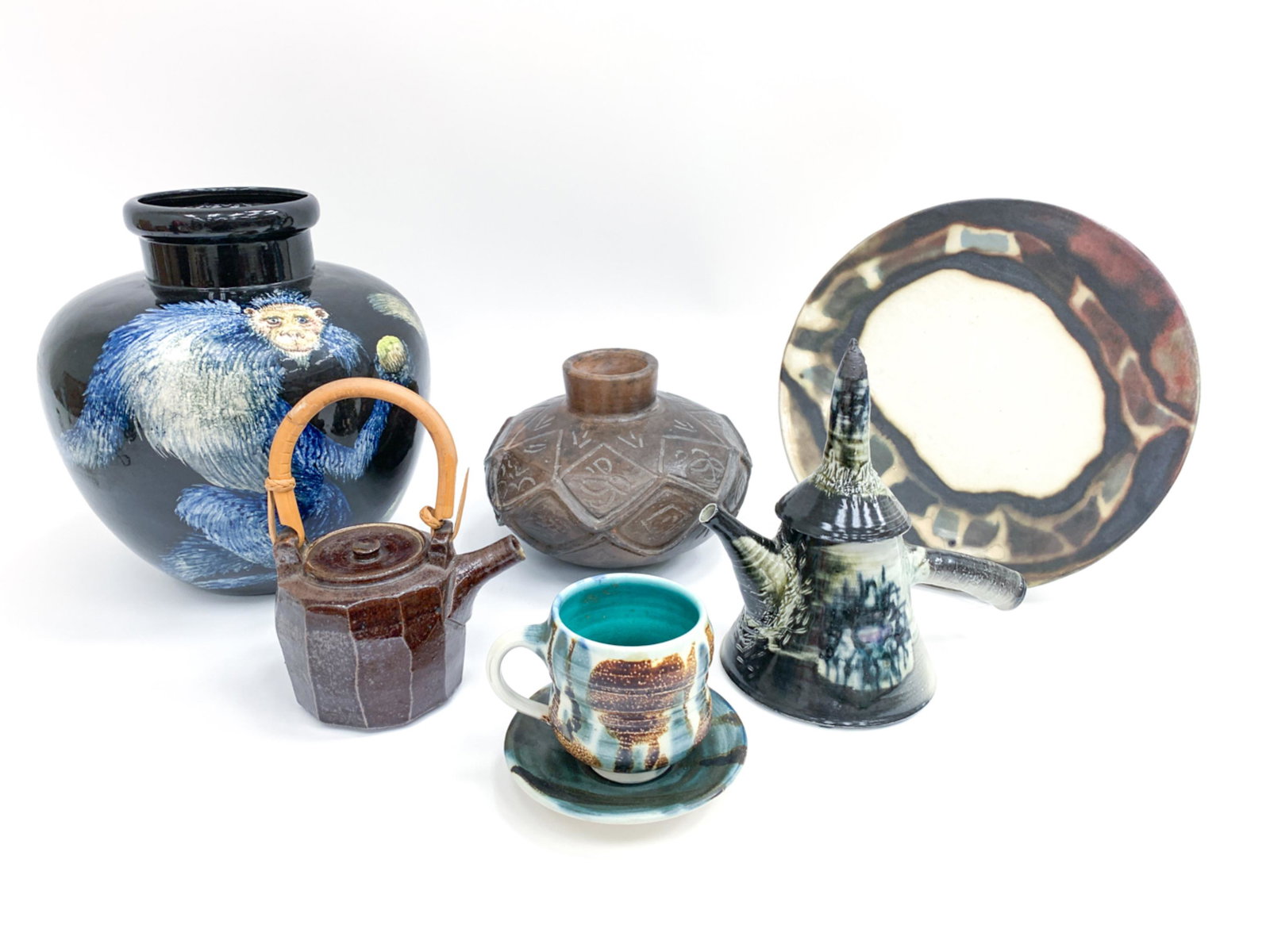 20TH CENTURY STUDIO CERAMIC GROUPING (1 of 15)